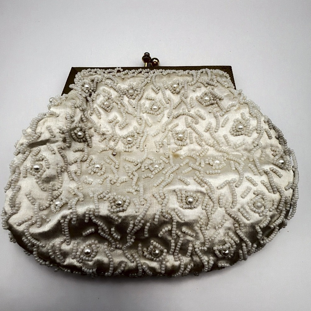 VTG Walborg Beaded Evening Bag White Satin Faux Pearl Kiss Lock Hong Kong